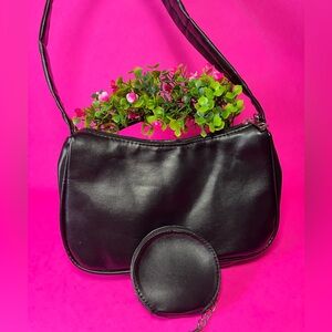 Women’s Black 2 PC Set, Black Baguette Bag & CoinPurse with Chain zipper set
